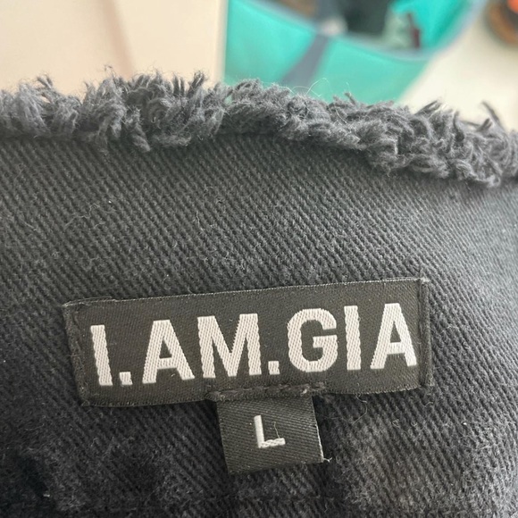 I.Am.Gia. black denim skylar mini skirt. Size large: us size 8 - Picture 4 of 4